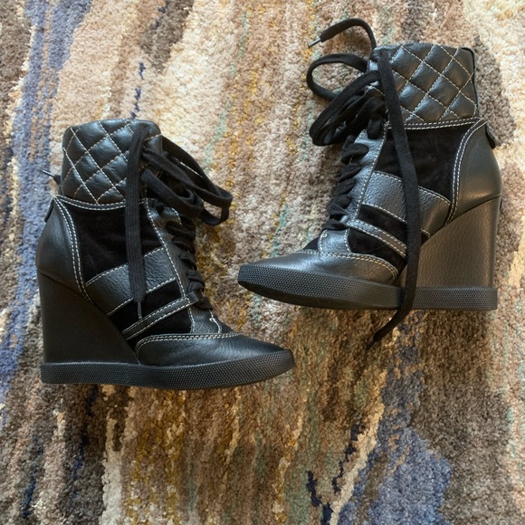 Chloe Sneaker Wedge Black Size 5 - Picture 3 of 11